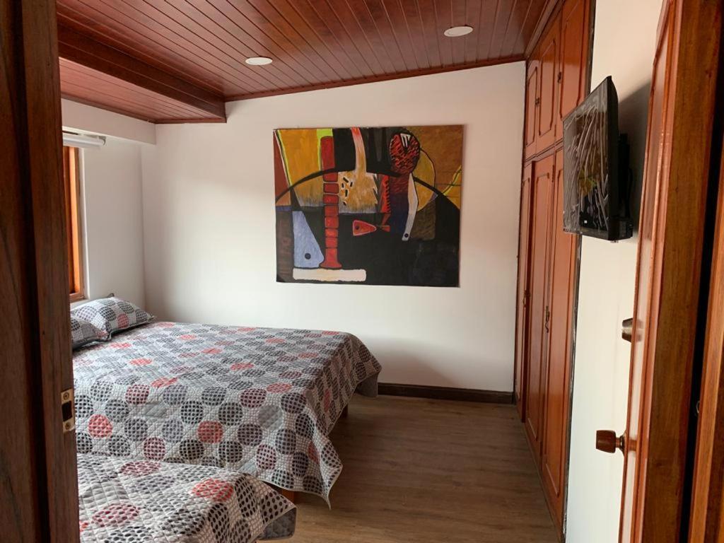 La Parada Del Tren Hostel Bogotá Esterno foto
