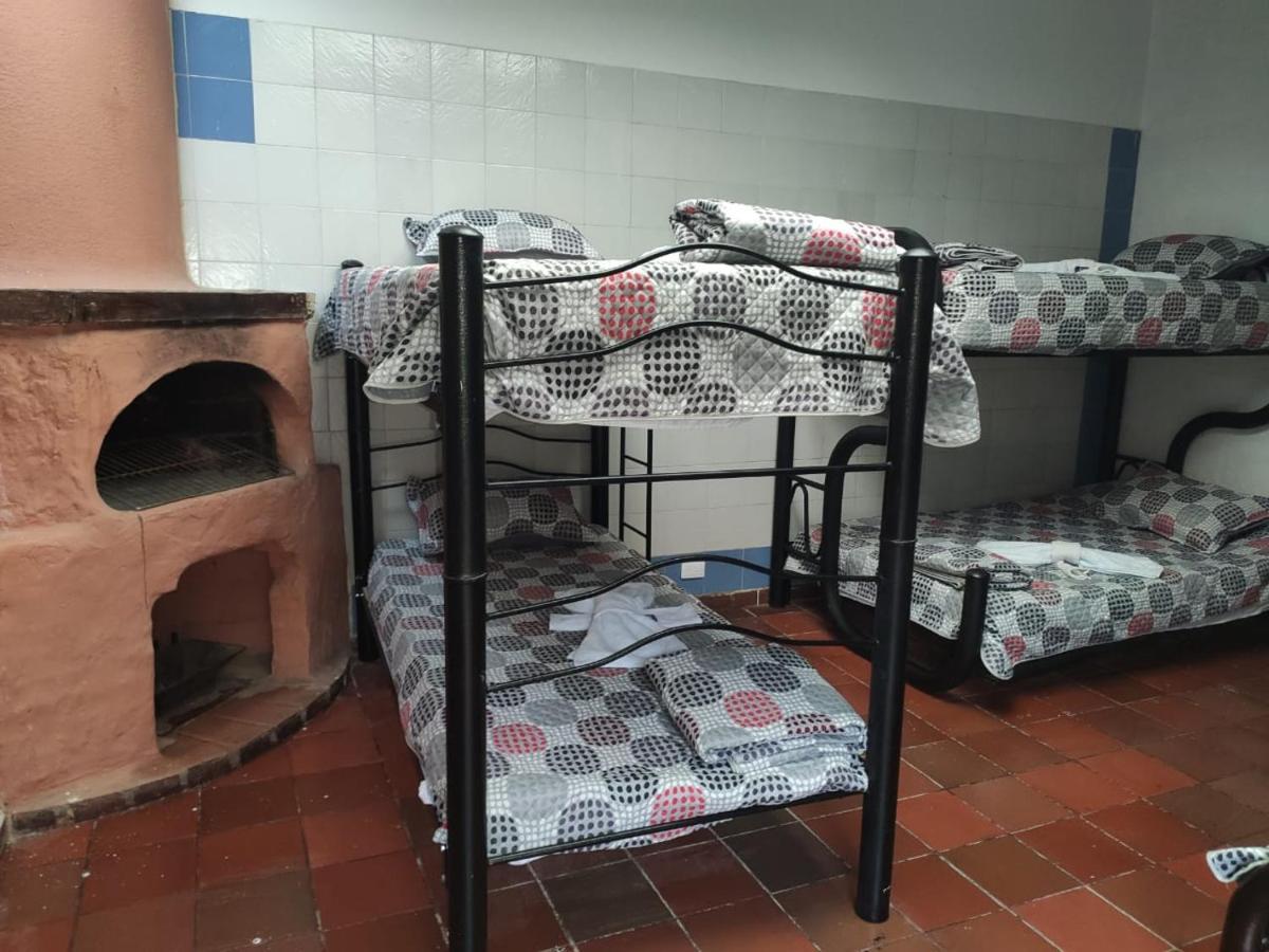 La Parada Del Tren Hostel Bogotá Esterno foto