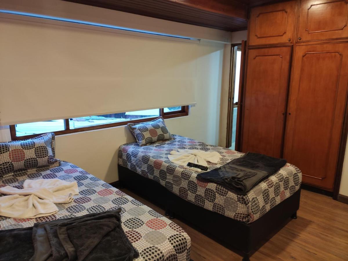 La Parada Del Tren Hostel Bogotá Esterno foto
